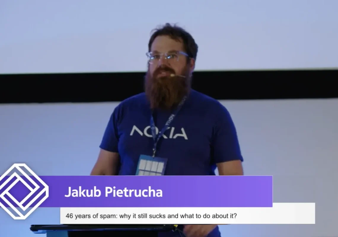 Jakub Pietrucha, a software engineer, talking about SPAM at code::dive conference in Wroclaw